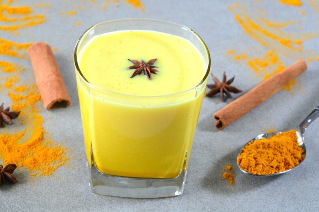 1362065 turmeric milk