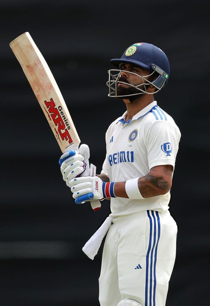 1362901 Virat KOhli