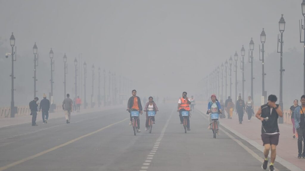 1363761 Delhi pollution