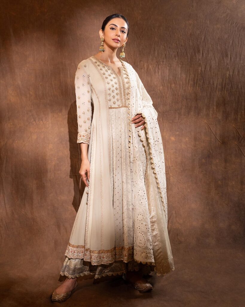 1363871 rakulpreet16976962923216832112408285222322047271