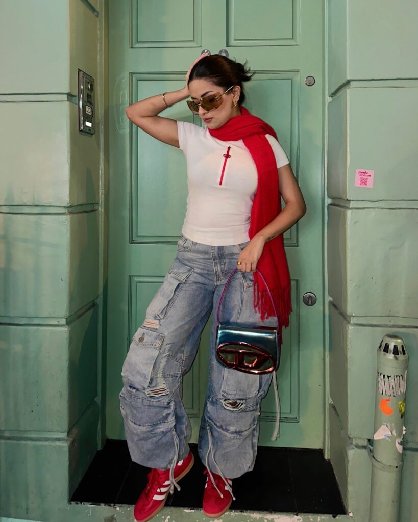 1363885 avneetkaur13173176620335026312436055559591797720972
