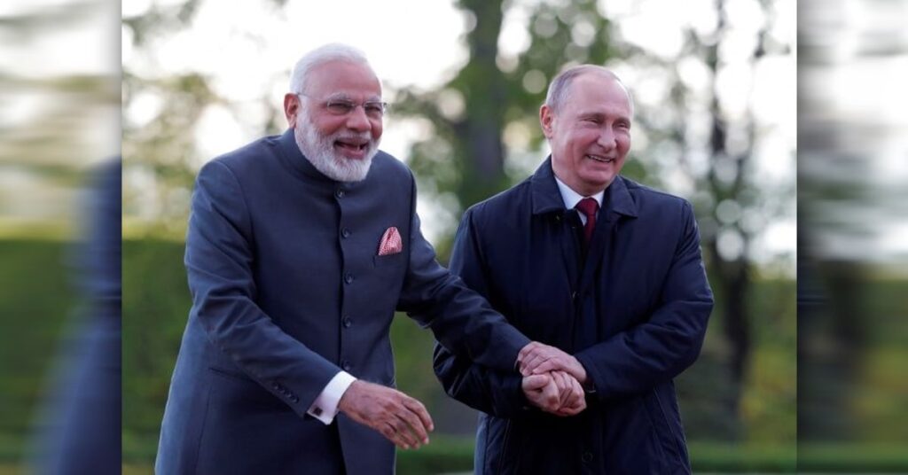 1364031 Modi putin