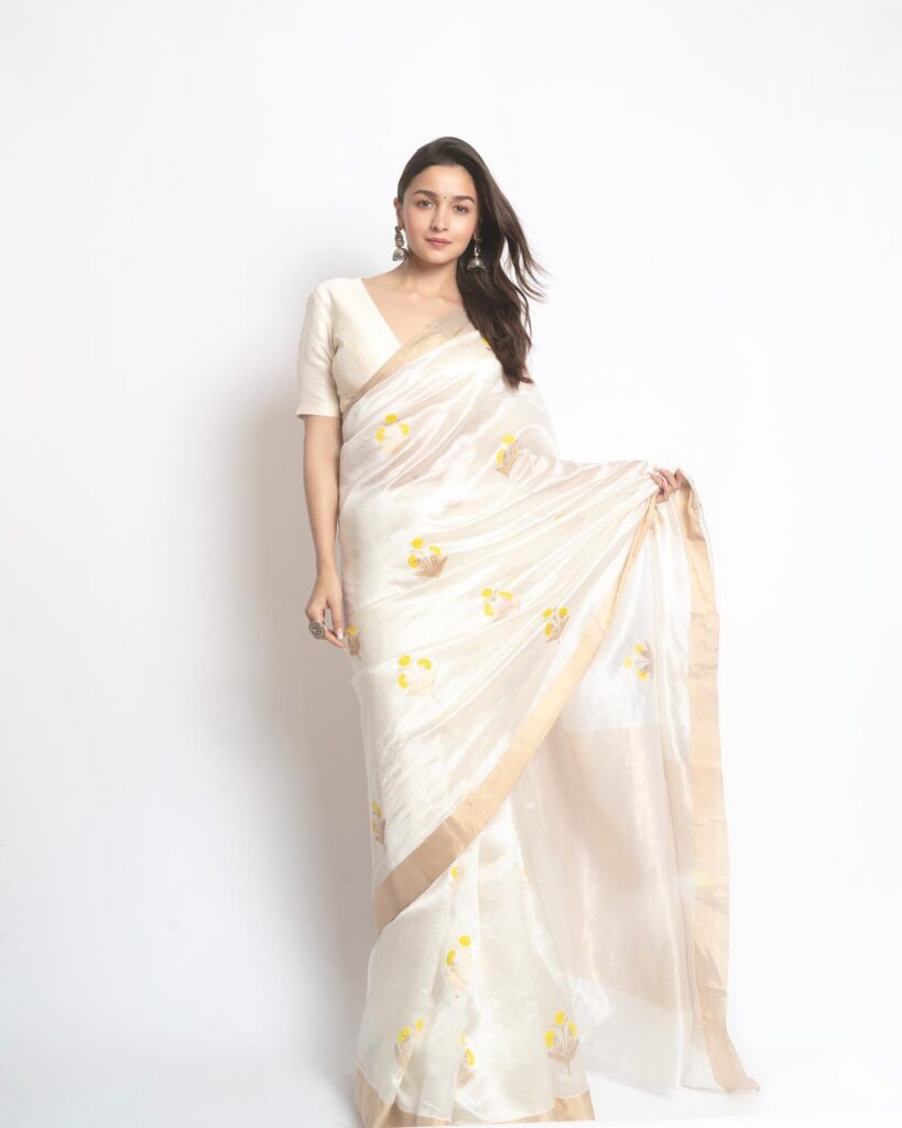 1364063 aliaabhatt16445466442770980546592470994259925762