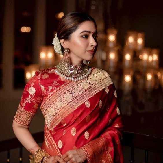 1364121 karvachauth hairstyle