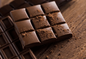 Periods में क्यों दी जाती है Chocolate खाने की सलाह?