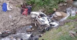 जम्मू-कश्मीर के डोडा में कार दुर्घटना में एक की मौत, आठ घायल
