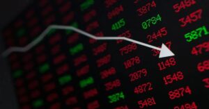 बिकवाली के दबाव से शेयर बाजार में गिरावट, Nifty- Sensex दोनों लाल निशान पर कारोबार