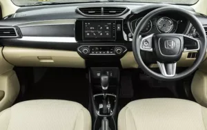 Honda Amaze पर मिल रही भारी छूट, और भी गाड़ियां सस्ती
