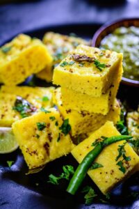 Diwali 2024: दिवाली पार्टी के लिए 8 Tasty Snack Ideas