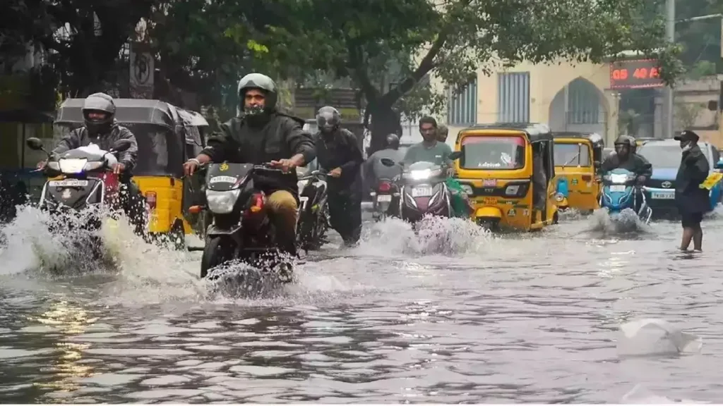 1365135 bengaluru schools to remain closed tomorrow amid heavy rain warnings precautionary measures enforced