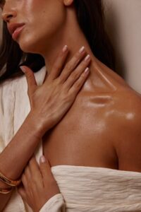 Skin Care Tips: Skin से टैनिंग हटा देंगी किचन में रखी ये चीजें