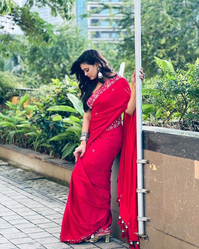 1365807 shweta.tiwari170213178432540397197667714481343411903