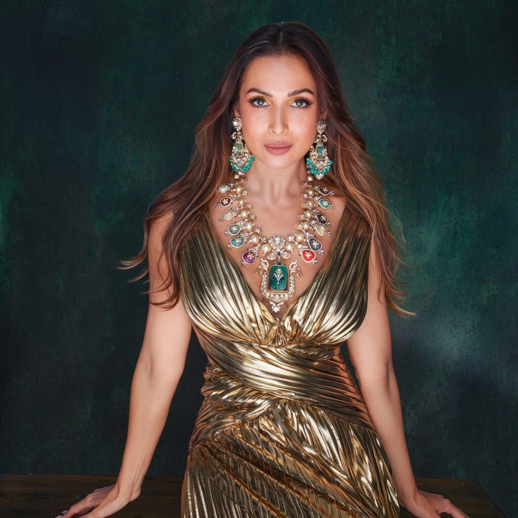 1366198 khannajewellerskj164035057727357813914450283101381085449 1