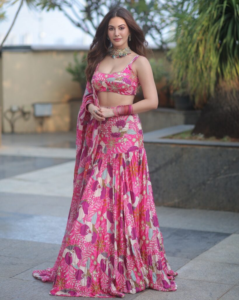 1366995 amyradastur17287128813477018115731021276503493444