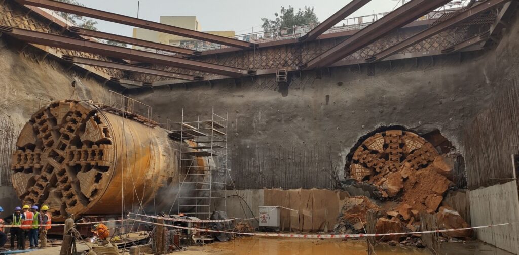 1368070 TBM DZ1123 DMRC 03