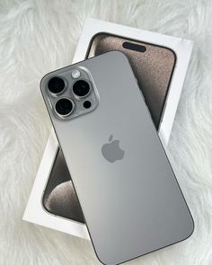 iPhone 15 Pro Max के लिए Amazon पर शानदार डील, अब खरीदें सस्ते में