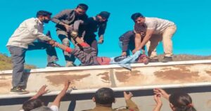 राजस्थान में स्कूली बच्चों की बस पलटी, 3 की मौत