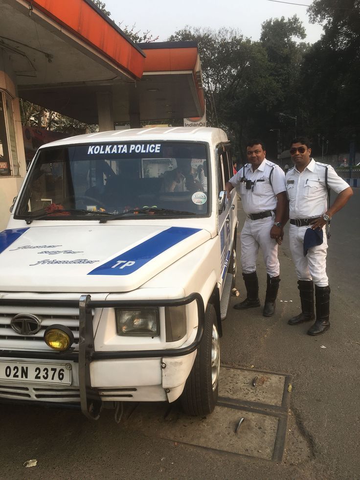 1370282 The Police in India