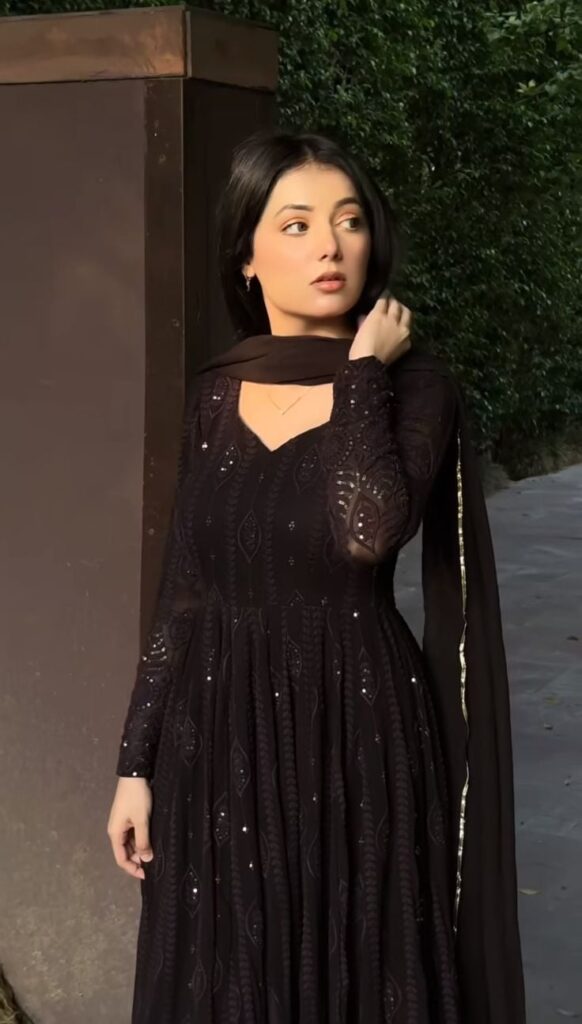 1370644 black suit design 3