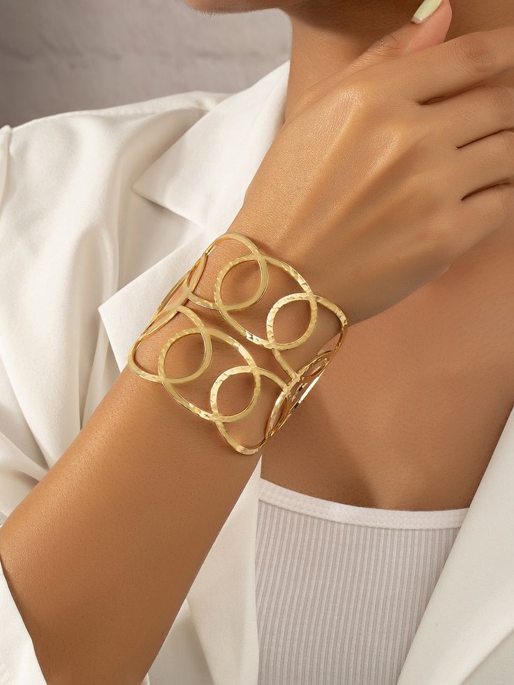 1371153 Cuff Bracelets 9