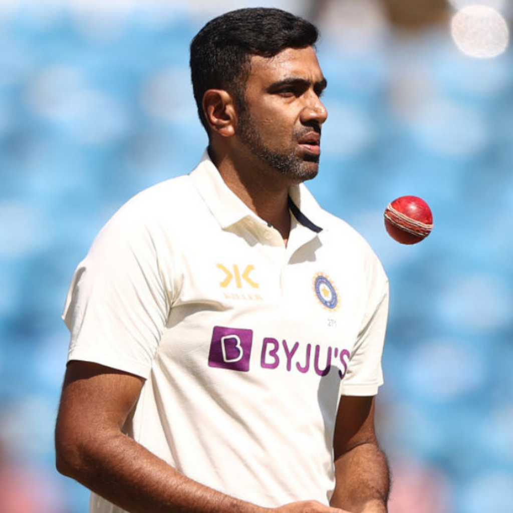 1371879 303373ashwin legend