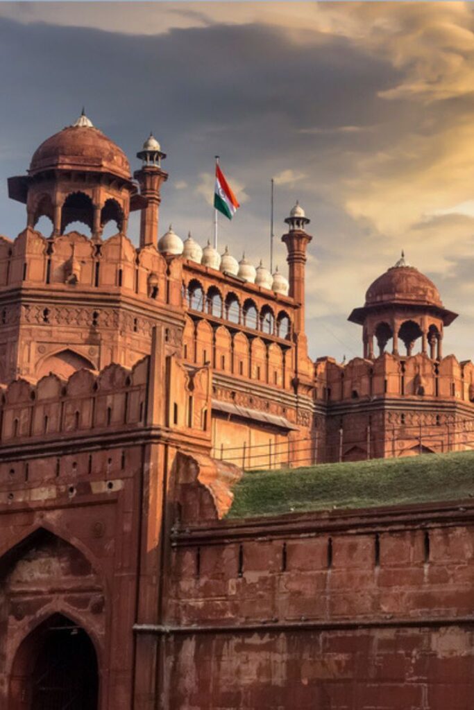 1372163 Red Fort Complex
