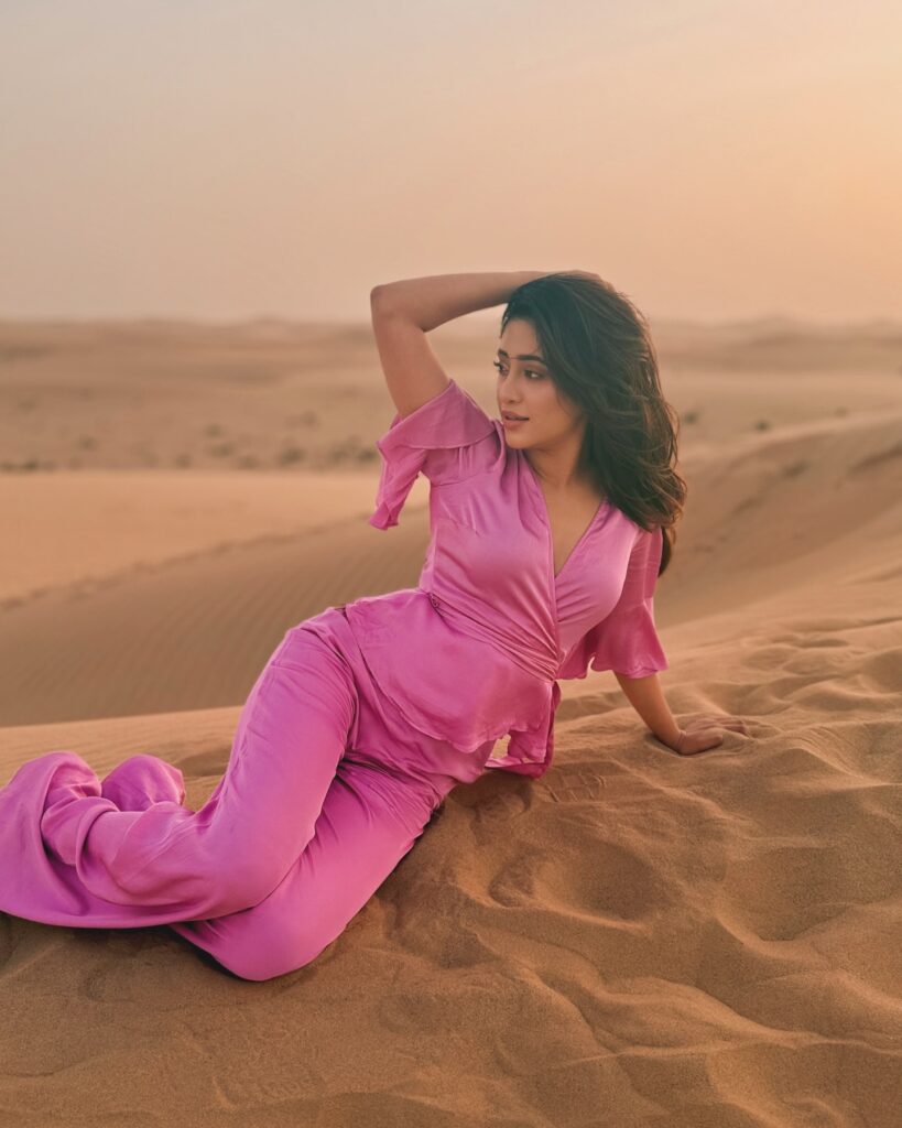 1372375 shivangijoshi18173462199835265873834217479571354013880