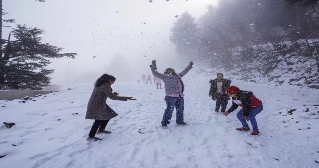 1372849 jammu Snowfall