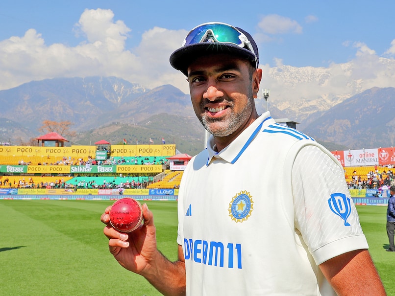 1373027 g49bl6goravichandran ashwin