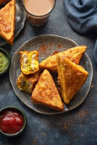 Breakfast Ideas: घर में रखी ब्रेड से बनाएं Tasty Breakfast, झटपट होगा तैयार