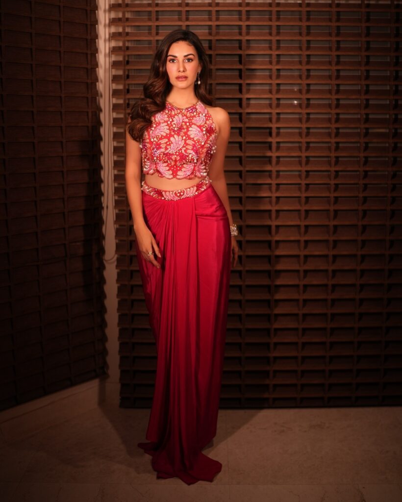 1373139 amyradastur17345876213526299010575923264503493444