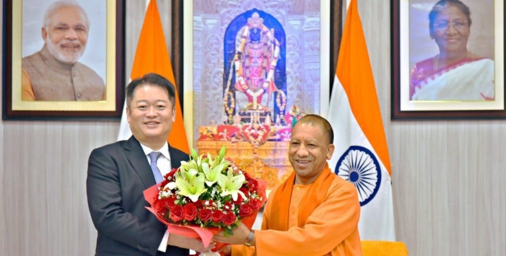 1373277 MoU signed between Yogi Adityanath and the Japanese delegation UP and Japan will work together in these areas