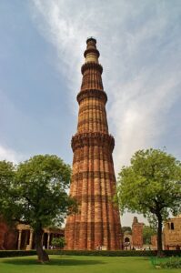 Qutub Minar Mysterious Gate: वो दरवाजा जहां कैद है कुतुब मीनार का डरावना रहस्य