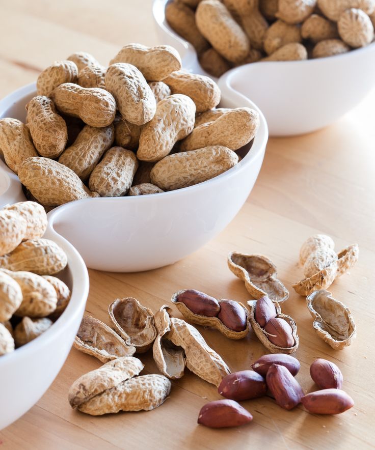 1373561 peanuts 11