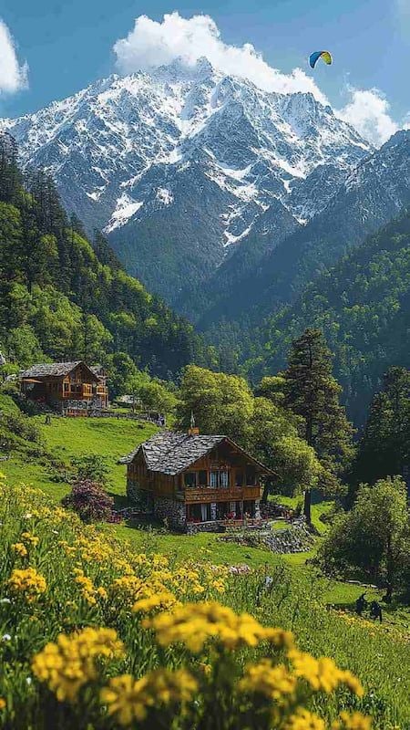 1373685 10 Breathtaking Hill Stations In India You Must Visit This Autumn Season