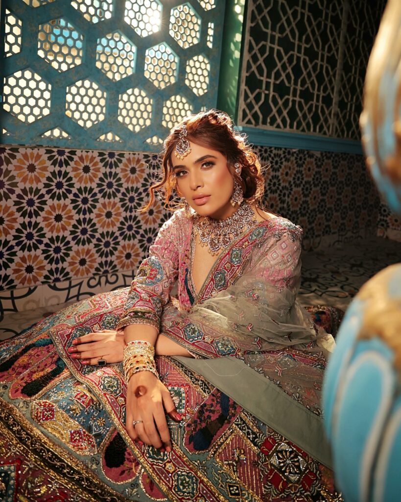 1374099 nehamalik33517345899933526318908311099401429018059