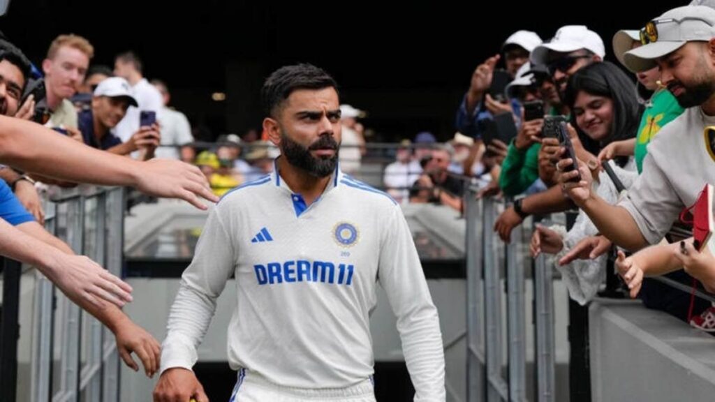 1374117 Virat Kohli 35