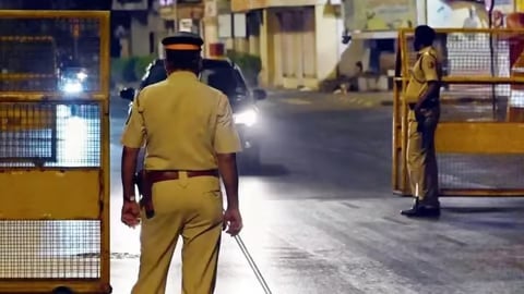 1374389 punjabkesari2024 12 274xoznzjh29122022 mumbaipolice23276070m