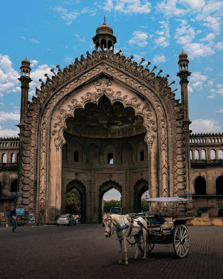 1374405 lucknow 3