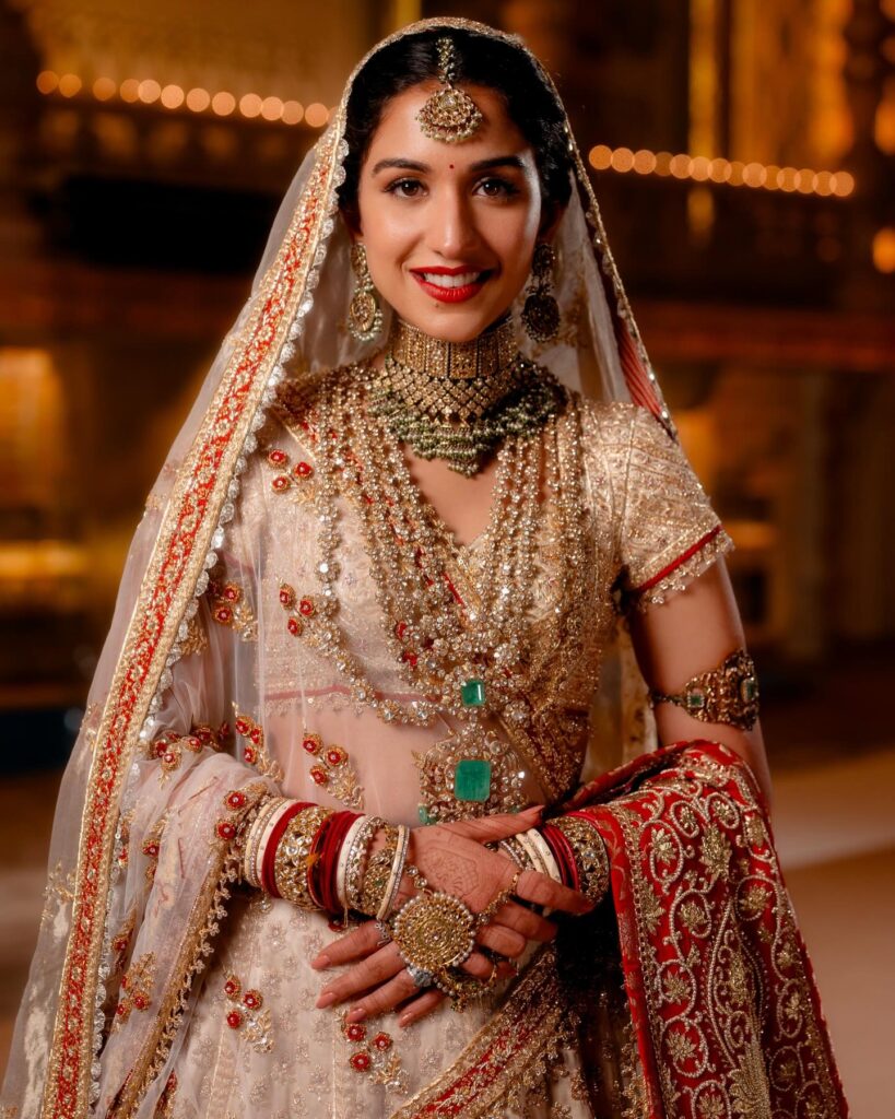 1374557 3041637 rheakapoor1720803174341066669125712716951402900 1
