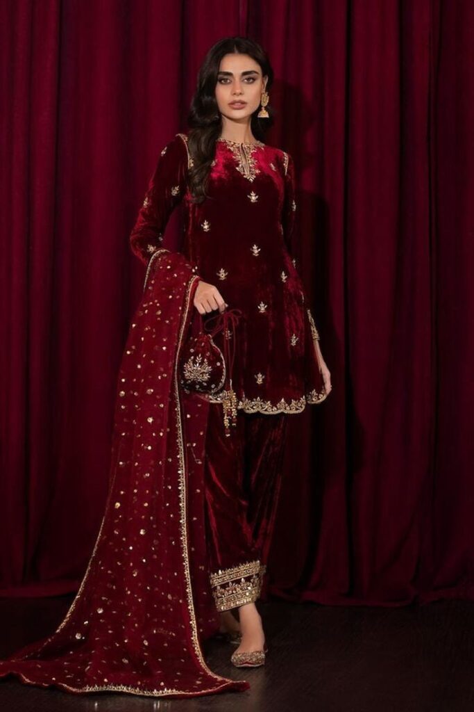 1375107 Wedding Suit Designs