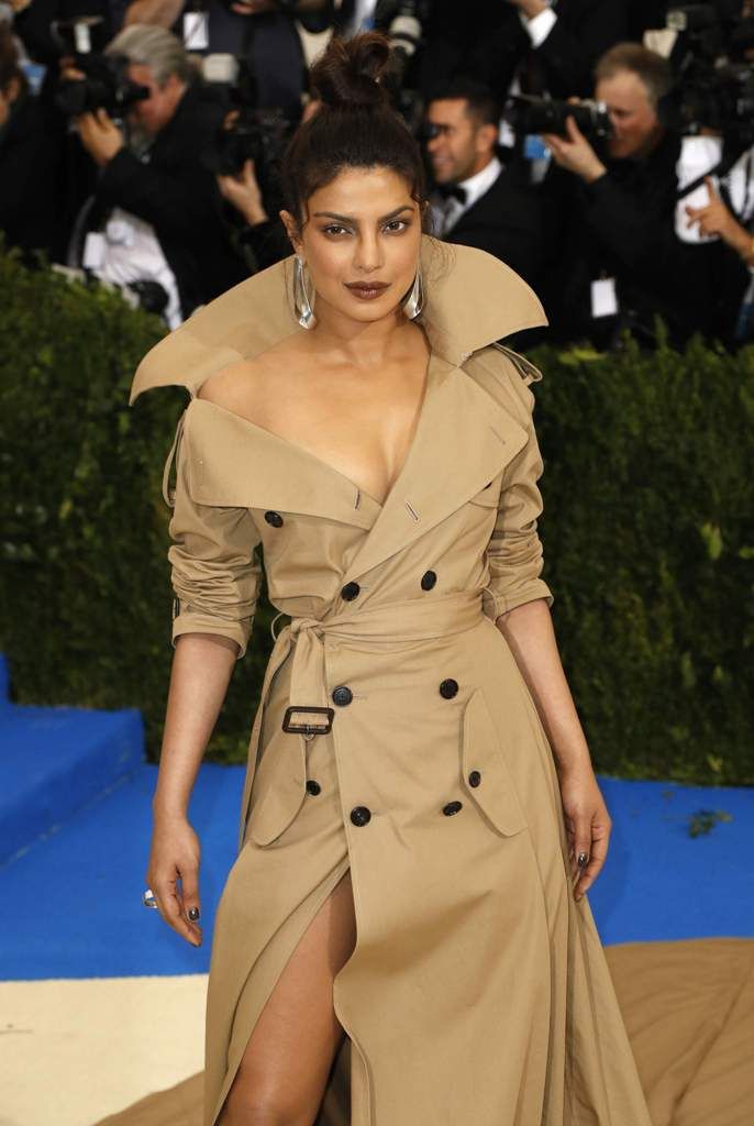 1375189 The MET Costume Institute Gala 2017 MET Gala 2017 Fab Fashion