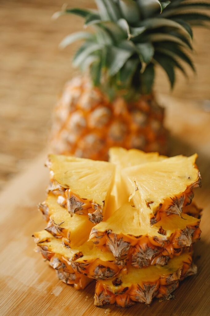 1375273 Pineapple 10