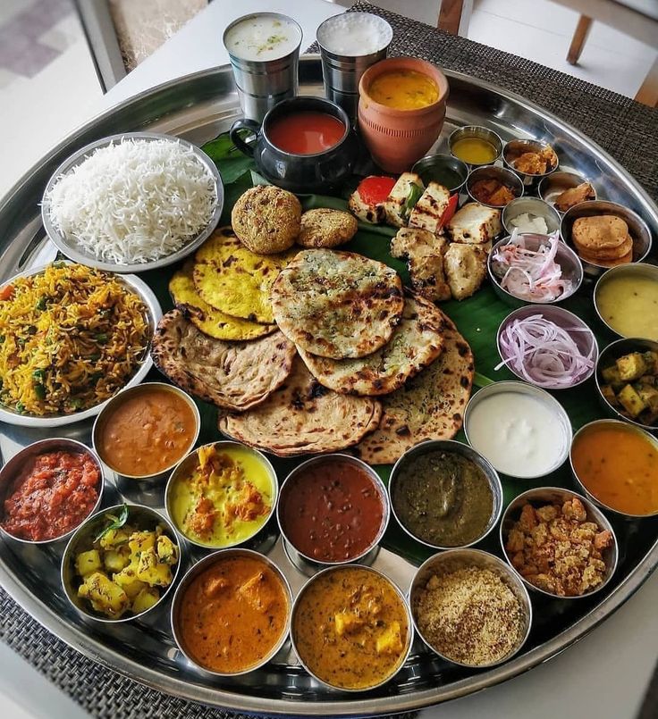 1376185 Indian thali