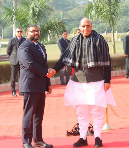 1376317 rajnath
