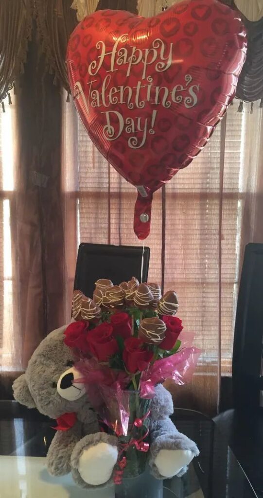1376743 Gifting Ideas 2