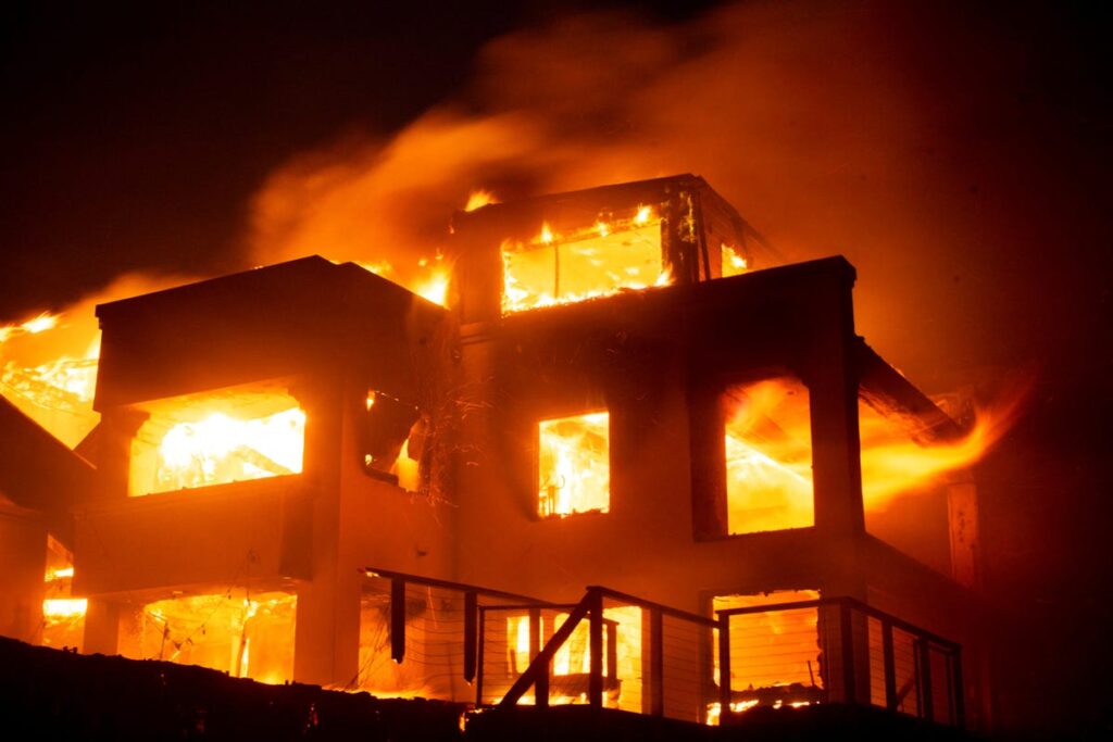 1376749 Los Angeles Fire