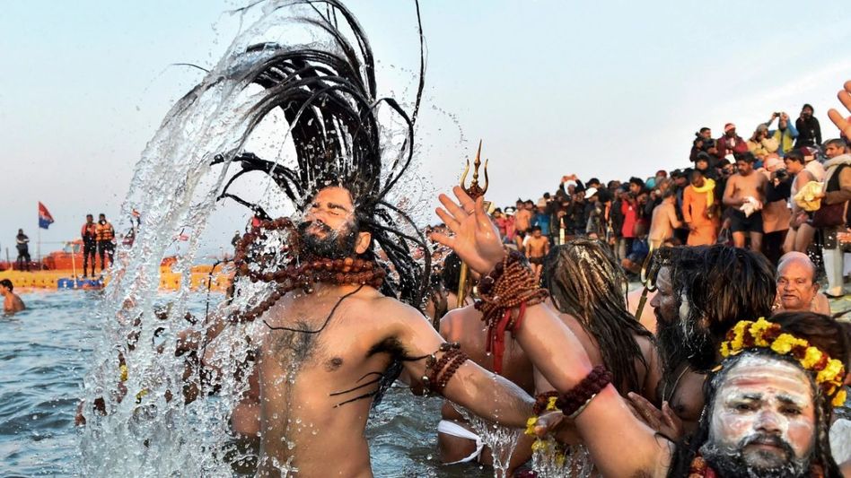 1377055 674f1c29dfed2 mahakumbh shahi snan file photo 035636593 16x9 1