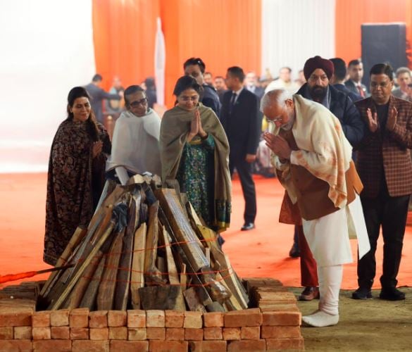 1377091 PM MODI