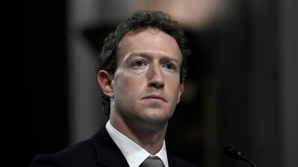 1377691 FILES US TECH MEDIA 017368487772741736848794858